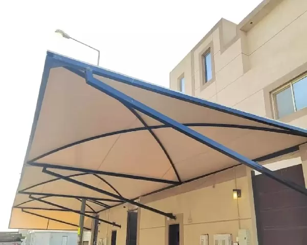مظلات وسواتر