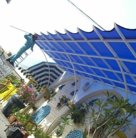 مظلات